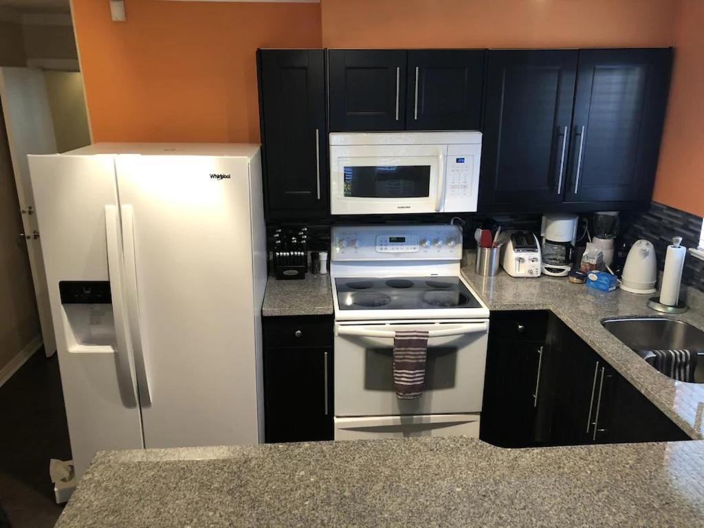 Apartamento Garden Oasis Near Popular Main Street